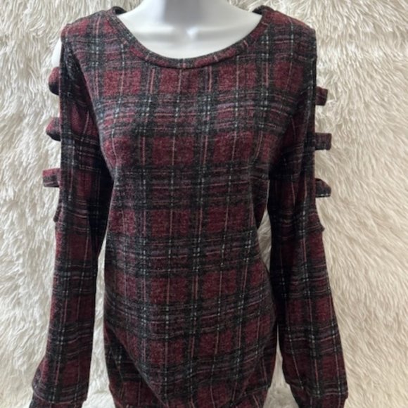 Cold Shoulder Plaid Sweater - Picture 3 of 5